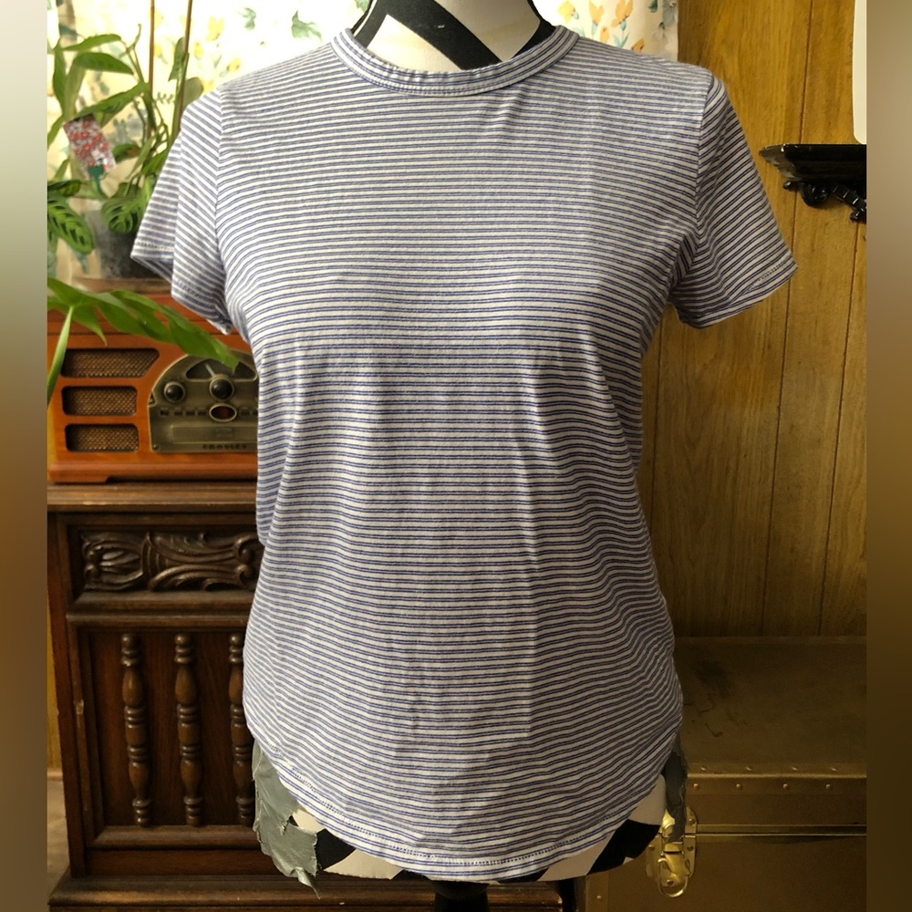 GAP T-Shirt